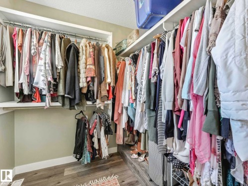 16228 55A Street, Edmonton, AB - Indoor With Storage