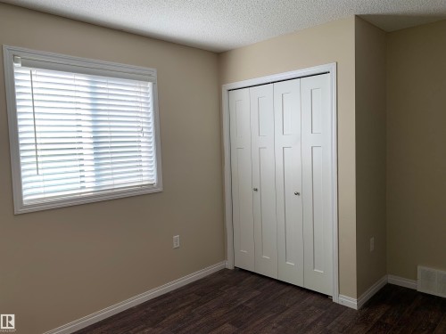 11824 93 Street, Edmonton, AB - Indoor