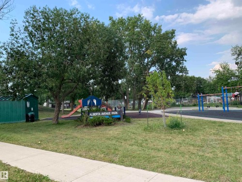 11824 93 Street, Edmonton, AB - Outdoor