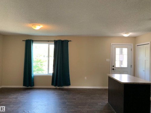 11824 93 Street, Edmonton, AB - Indoor