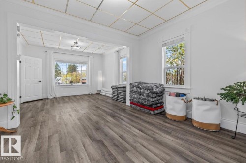 4813 53 Avenue, Stony Plain, AB - Indoor