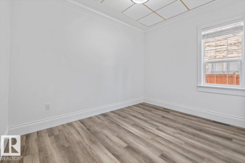 4813 53 Avenue, Stony Plain, AB - Indoor Photo Showing Other Room