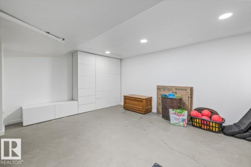 4813 53 Avenue, Stony Plain, AB - Indoor
