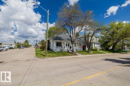 4813 53 Avenue, Stony Plain, AB - Outdoor
