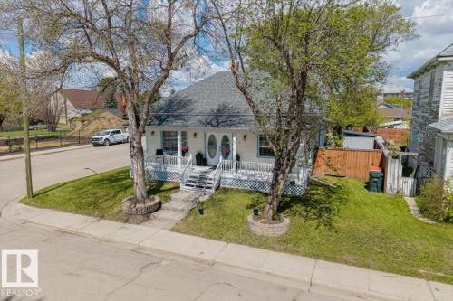 4813 53 Avenue, Stony Plain, AB - Outdoor With Deck Patio Veranda
