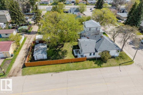 4813 53 Avenue, Stony Plain, AB - Outdoor