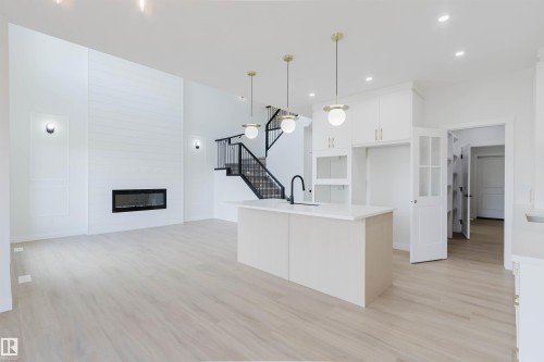 226 Edgemont Green, Edmonton, AB - Indoor Photo Showing Other Room