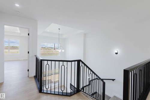 226 Edgemont Green, Edmonton, AB - Indoor Photo Showing Other Room