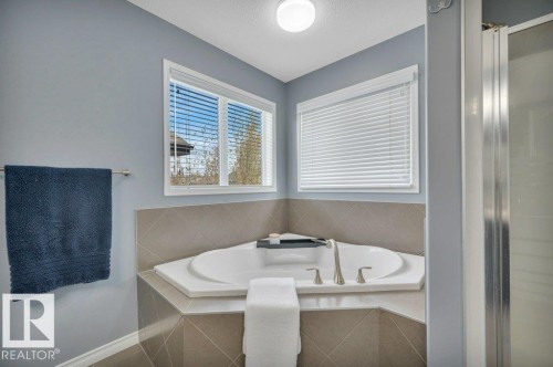 59 Nadine Way, St. Albert, AB - Indoor Photo Showing Bathroom