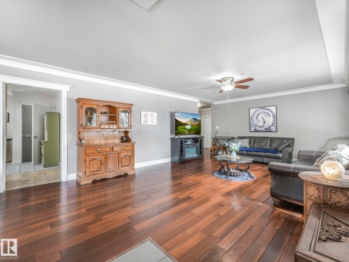 5406 46 Avenue, Wetaskiwin, AB - Indoor