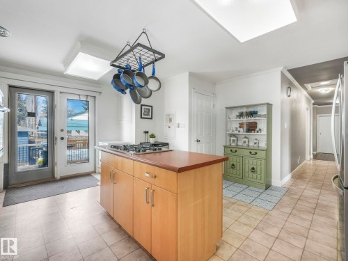 5406 46 Avenue, Wetaskiwin, AB - Indoor