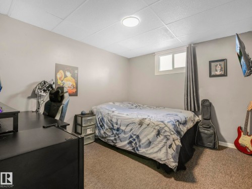 5406 46 Avenue, Wetaskiwin, AB - Indoor Photo Showing Bedroom