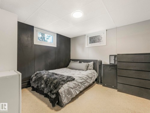 5406 46 Avenue, Wetaskiwin, AB - Indoor Photo Showing Bedroom