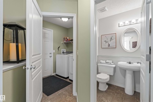 68 Greystone Crescent, Spruce Grove, AB - Indoor Photo Showing Bathroom