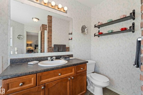 68 Greystone Crescent, Spruce Grove, AB - Indoor Photo Showing Bathroom