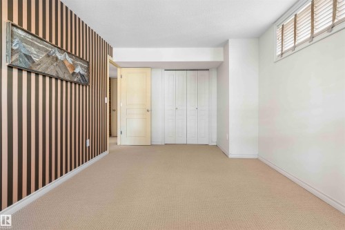 68 Greystone Crescent, Spruce Grove, AB - Indoor Photo Showing Other Room