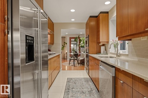 6310 109A Street, Edmonton, AB - Indoor Photo Showing Kitchen