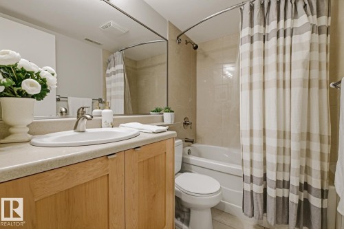6310 109A Street, Edmonton, AB - Indoor Photo Showing Bathroom