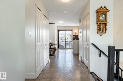 3615 43 Avenue, Edmonton, AB - Indoor Photo Showing Other Room