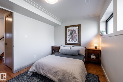 3615 43 Avenue, Edmonton, AB - Indoor Photo Showing Bedroom