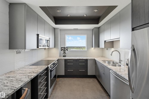 1704 11503 100 Avenue, Edmonton, AB - Indoor Photo Showing Kitchen With Double Sink With Upgraded Kitchen