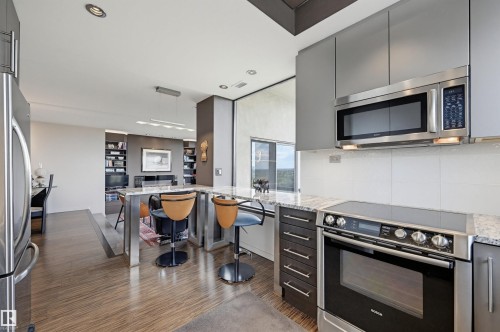 1704 11503 100 Avenue, Edmonton, AB - Indoor Photo Showing Kitchen With Upgraded Kitchen