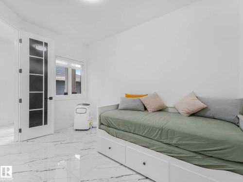Image quality insufficient for description - 16307 19 Avenue, Edmonton, AB - Indoor Photo Showing Bedroom