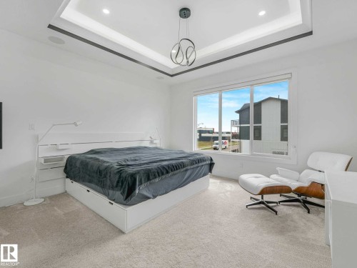 Image quality insufficient for description - 16307 19 Avenue, Edmonton, AB - Indoor Photo Showing Bedroom
