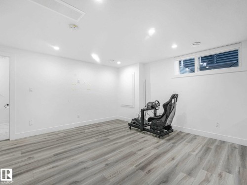 Image quality insufficient for description - 16307 19 Avenue, Edmonton, AB - Indoor