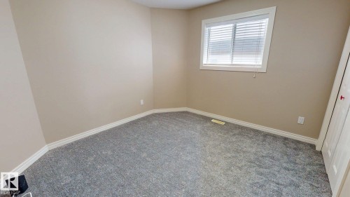 16408 49 Street Nw, Edmonton, AB - Indoor Photo Showing Other Room