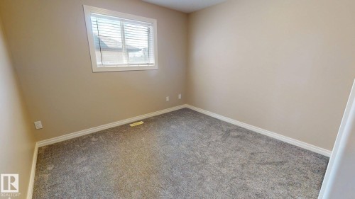 16408 49 Street Nw, Edmonton, AB - Indoor Photo Showing Other Room