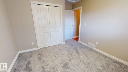 16408 49 Street Nw, Edmonton, AB - Indoor