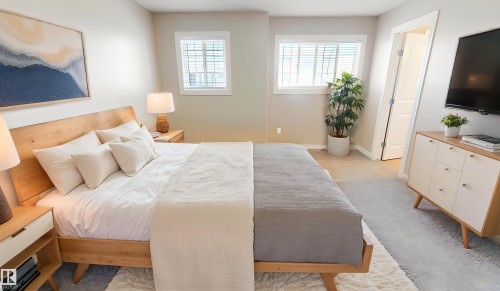 16408 49 Street Nw, Edmonton, AB - Indoor Photo Showing Bedroom
