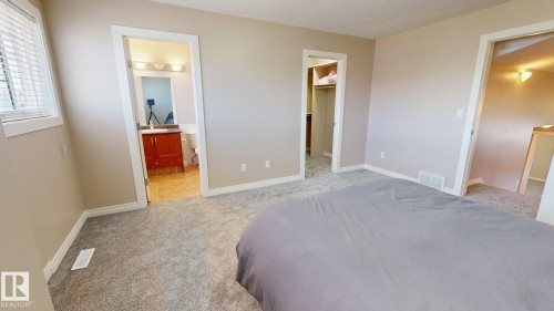 16408 49 Street Nw, Edmonton, AB - Indoor