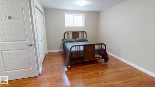 16408 49 Street Nw, Edmonton, AB - Indoor Photo Showing Bedroom