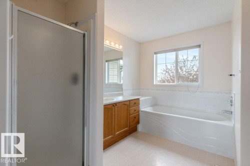 1346 118A Street, Edmonton, AB - Indoor Photo Showing Bathroom