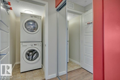 206 5510 Schonsee Drive, Edmonton, AB - Indoor Photo Showing Laundry Room