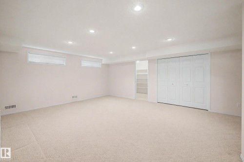 12 9718 176 Street, Edmonton, AB - Indoor Photo Showing Other Room