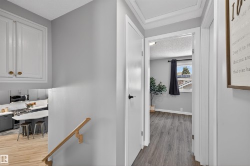 5 Arlington Drive, St. Albert, AB - Indoor Photo Showing Other Room