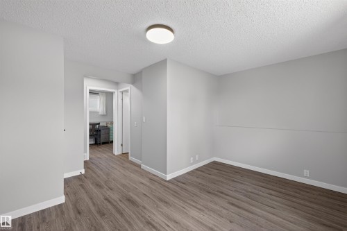 5 Arlington Drive, St. Albert, AB - Indoor Photo Showing Other Room