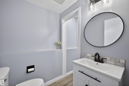 5 Arlington Drive, St. Albert, AB - Indoor Photo Showing Bathroom