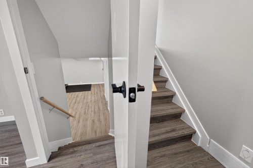 5 Arlington Drive, St. Albert, AB - Indoor Photo Showing Other Room