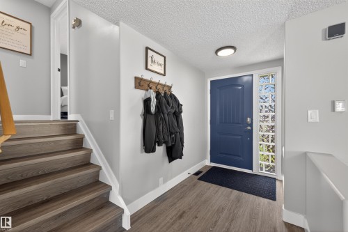 5 Arlington Drive, St. Albert, AB - Indoor Photo Showing Other Room