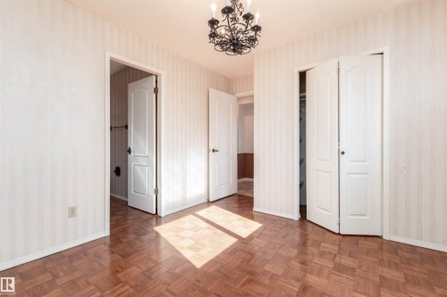 13319 30 Street Nw, Edmonton, AB - Indoor Photo Showing Other Room
