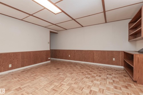 13319 30 Street Nw, Edmonton, AB - Indoor Photo Showing Other Room