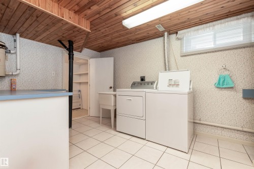 13319 30 Street Nw, Edmonton, AB - Indoor Photo Showing Laundry Room