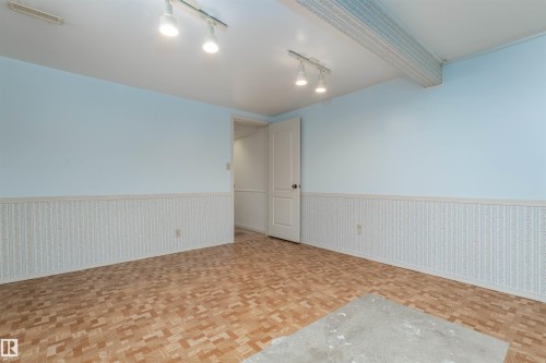 13319 30 Street Nw, Edmonton, AB - Indoor Photo Showing Other Room