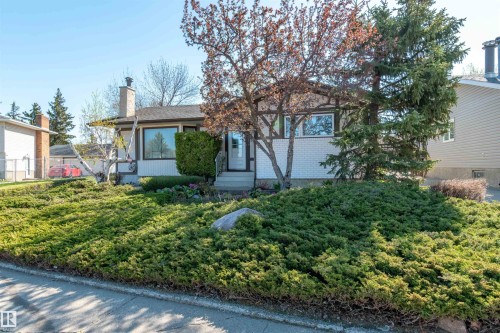 13319 30 Street Nw, Edmonton, AB - Outdoor