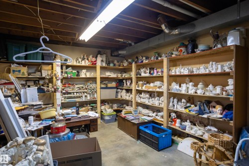 Image quality insufficient for description - 10428 68 Avenue, Edmonton, AB - Indoor