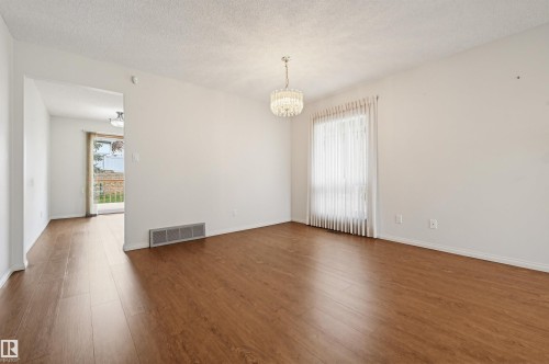 604 Revell Wynd, Edmonton, AB - Indoor Photo Showing Other Room